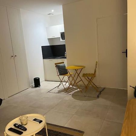 Charmant Studio / Centre Ville Niort Eksteriør bilde
